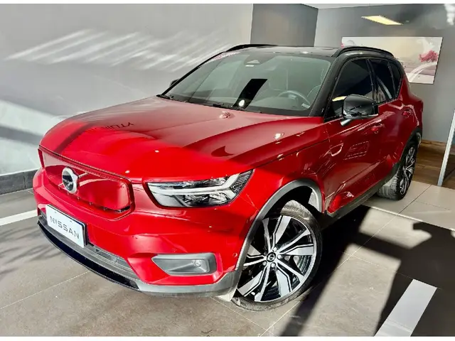Carro Volvo XC40 2022 Pure (Elétrico)