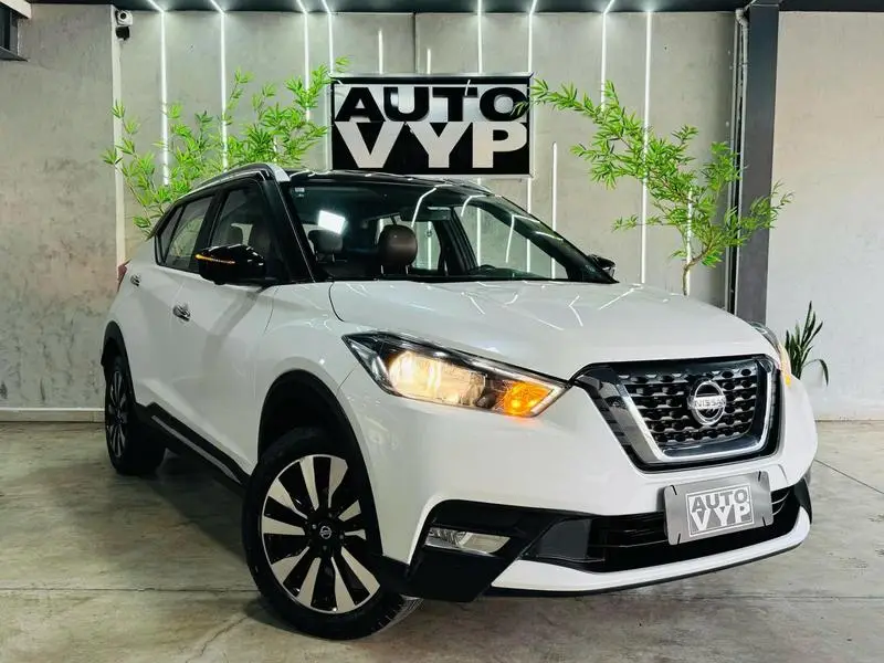 Nissan 1.6 SL CVT (Flex)