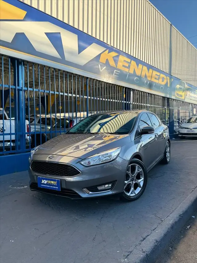 Carro Ford Focus Hatch 2019 SE 2.0 PowerShift