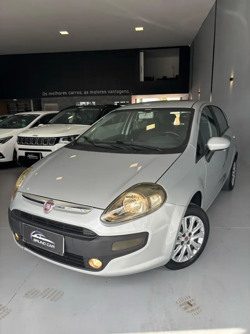 Fiat Punto Attractive 1.4 (Flex)
