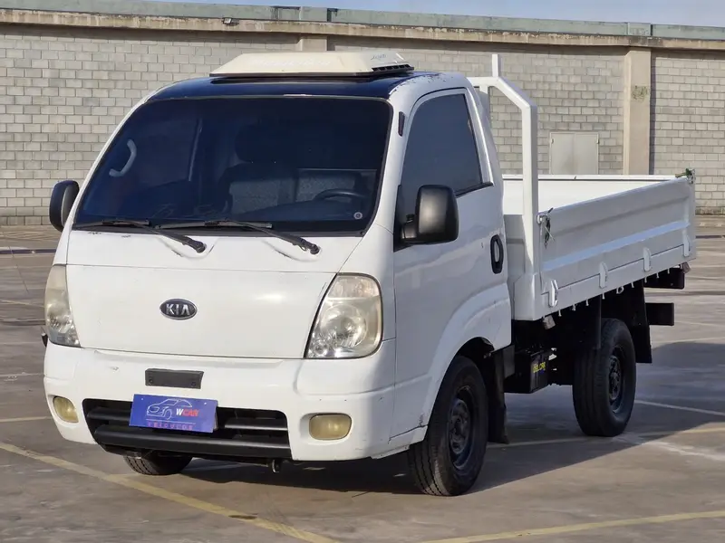 Kia Bongo 2.5 STD 4X2 c simples RS TURBO