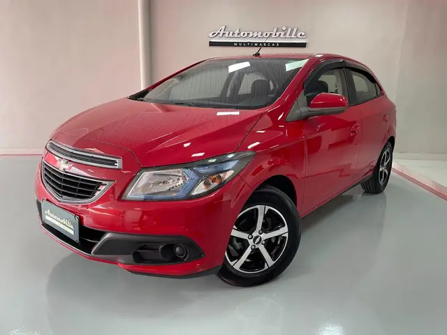 Carro Chevrolet Onix 2014 1.4 LT SPE/4 (Aut)