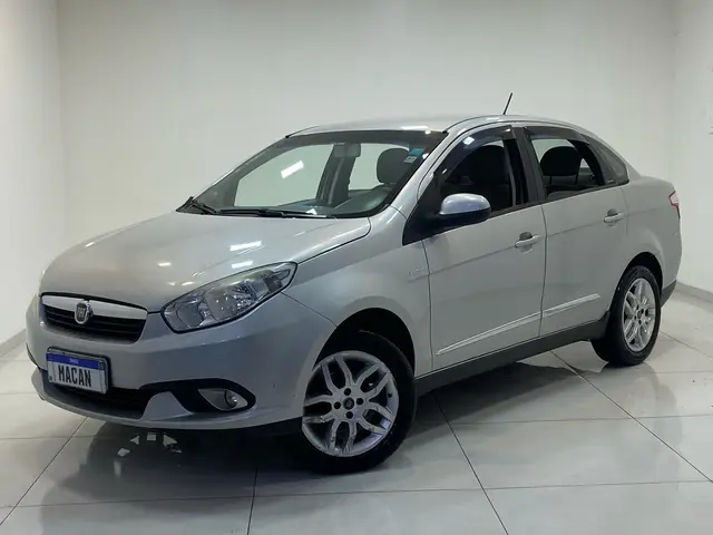 Carro Fiat Siena 2013 Essence 1.6 16V Dualogic (Flex)