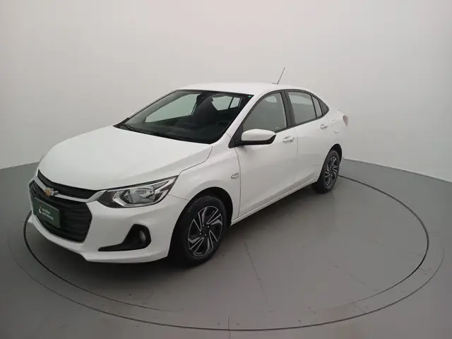 Carro Chevrolet Onix Plus 2024 LT 1.0
