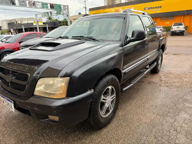 Carro Chevrolet S10 Cabine Dupla 2005 S10 Executive 4x4 2.8 (Cab Dupla)