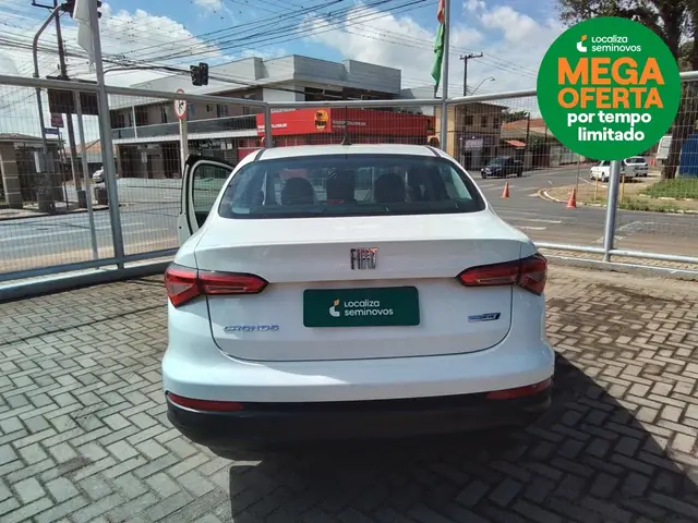 Carro Fiat Cronos 2024 Drive 1.0