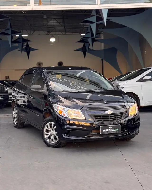 Carro Chevrolet Onix 2015 1.0 LS SPE/4