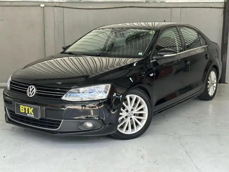 Volkswagen Jetta 2.0 TSI Highline DSG
