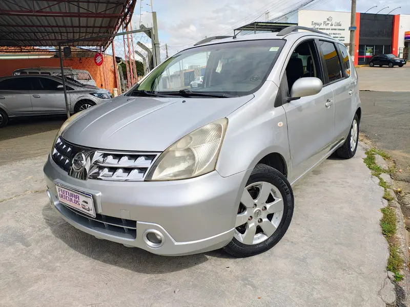 Nissan Livina SL 1.8 16V (flex) (aut)