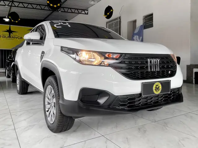 Carro Fiat Strada 2024 Freedom 1.3 Cabine Dupla