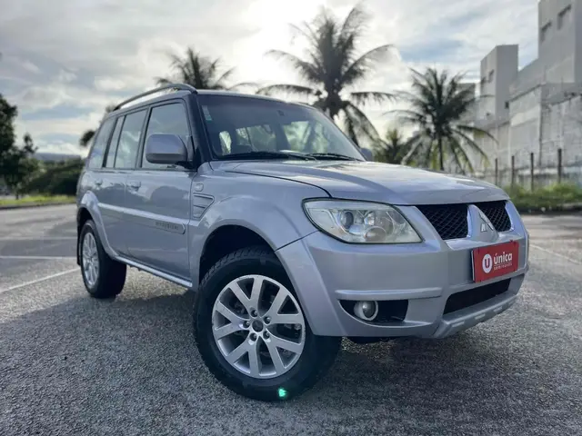 Carro Mitsubishi Pajero TR4 2012 2.0 16V 4x2 (Flex) (Aut)