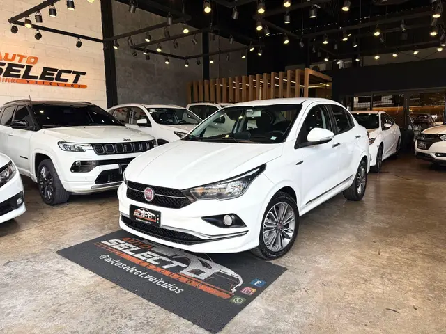 Carro Fiat Cronos 2019 1.8 Precision E.Torq AT6 (Flex)