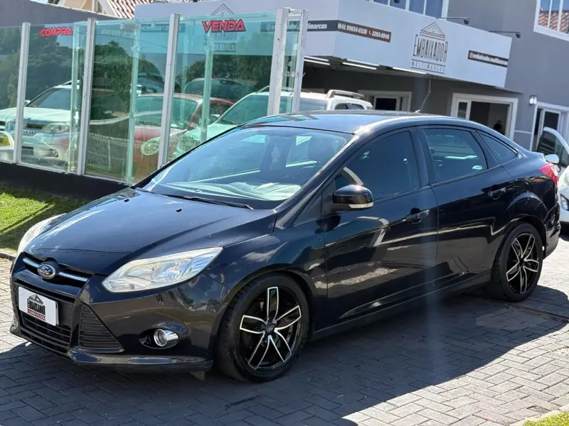 Ford Focus Hatch SE Plus 2.0 16V PowerShift