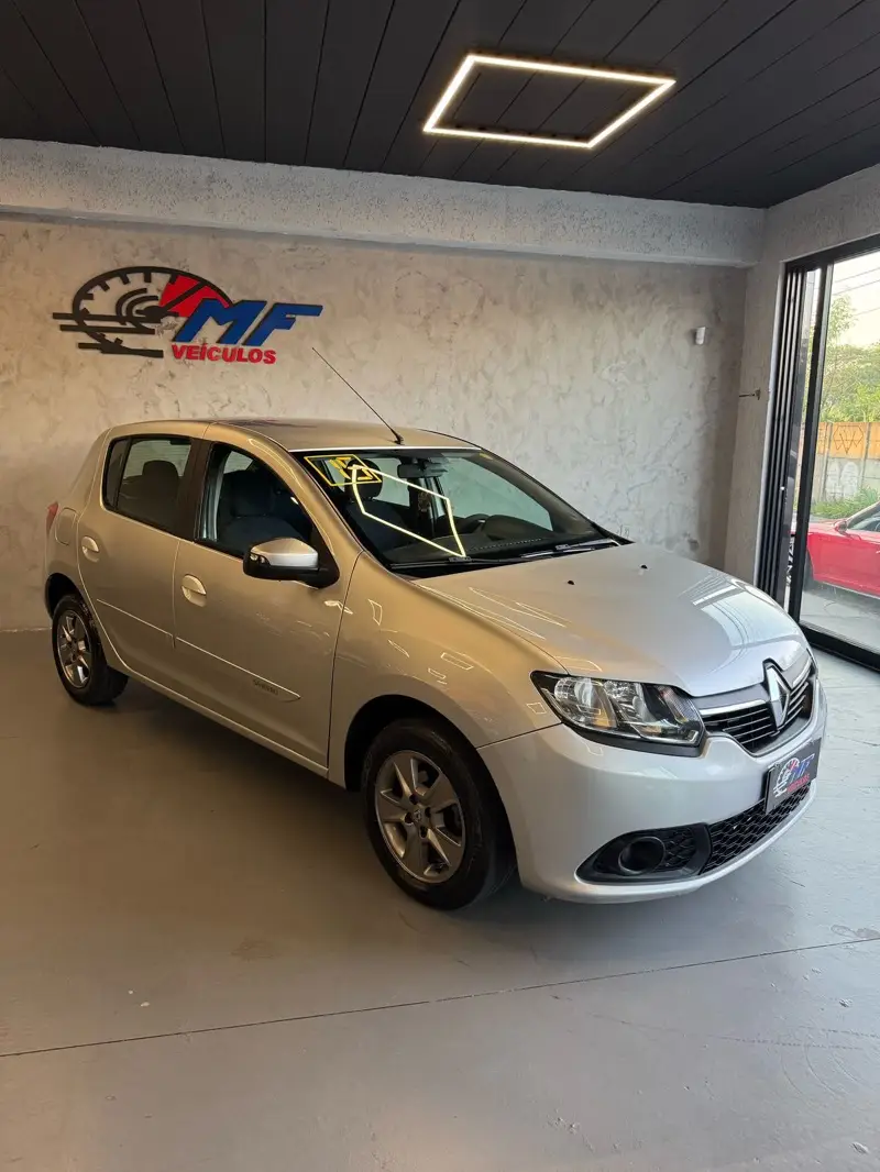 Renault Sandero Expression 1.6 16V SCe (Flex)