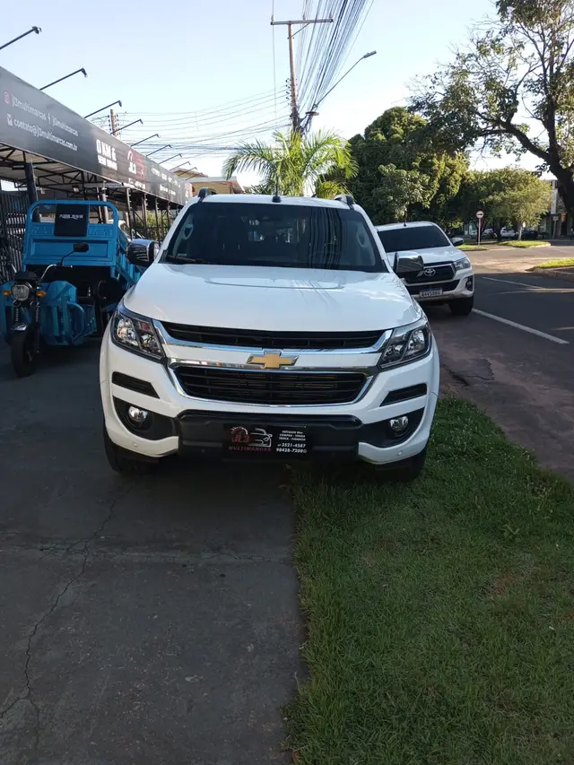 Carro Chevrolet S10 Cabine Dupla 2020 S10 2.8 CTDI High Country 4WD (Cabine Dupla) (Aut)