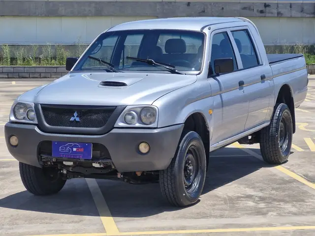 Carro Mitsubishi L200 2011 L 200 GL 4x4 2.5 Turbo (cab. dupla)