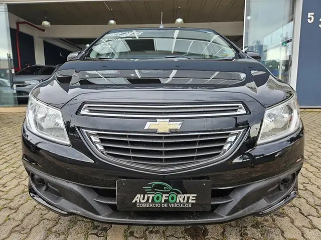 Carro Chevrolet Onix 2013 1.0 LT SPE/4