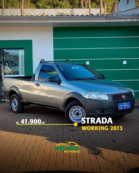 Carro Fiat Strada 2013 Working 1.4 (Flex)