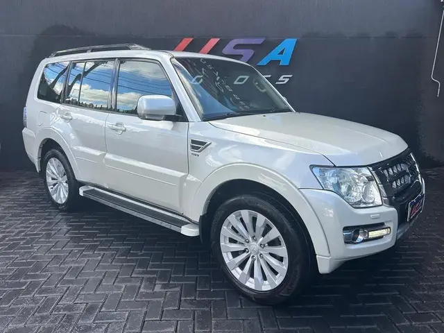 Carro Mitsubishi Pajero 2016 3.2 DI-D 4WD (Aut)