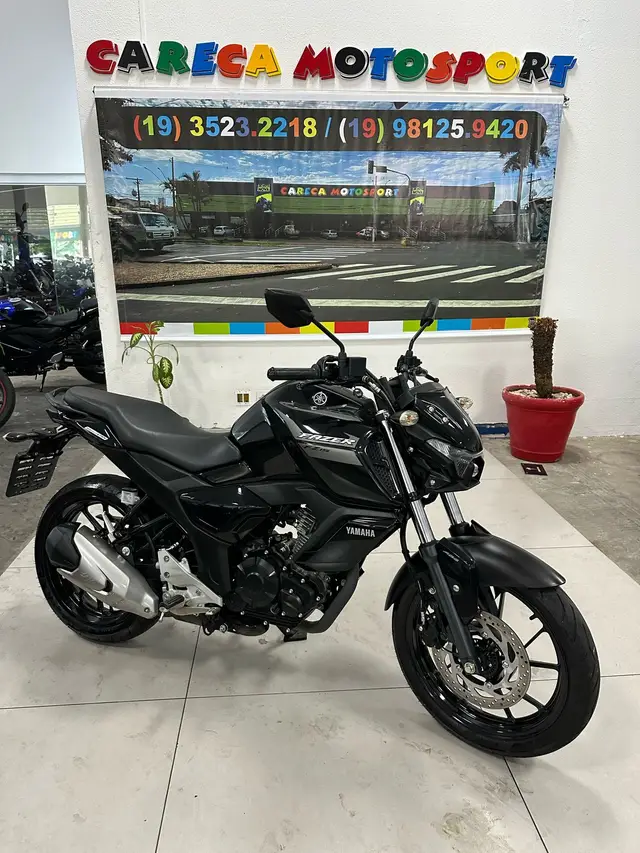 Carro Yamaha Fazer FZ15 2024 ABS