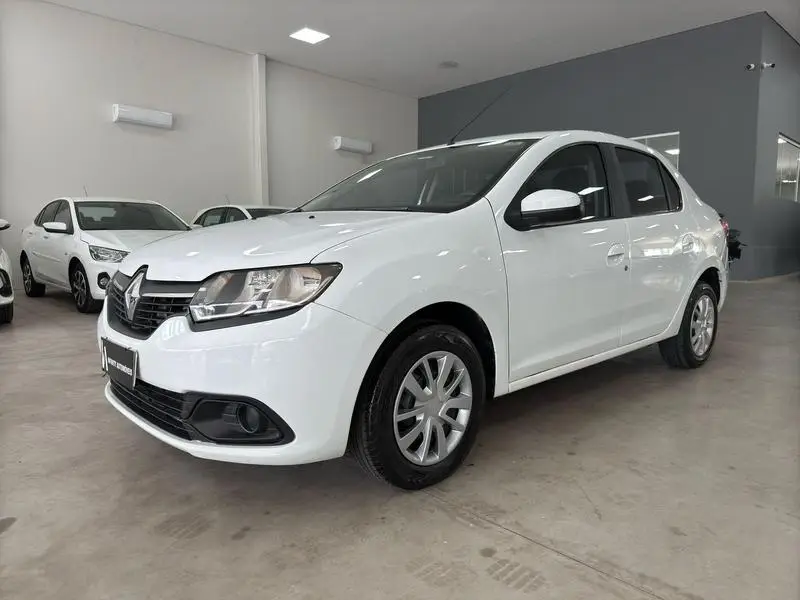Renault Logan Expression 1.6 16V SCe (Flex)
