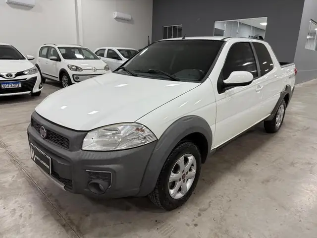 Carro Fiat Strada 2019 1.4 CD Freedom