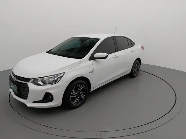 Carro Chevrolet Onix Plus 2024 LT 1.0