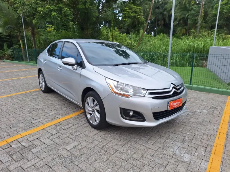 Citroën C4 Lounge Tendance 1.6 Turbo Flex Aut.