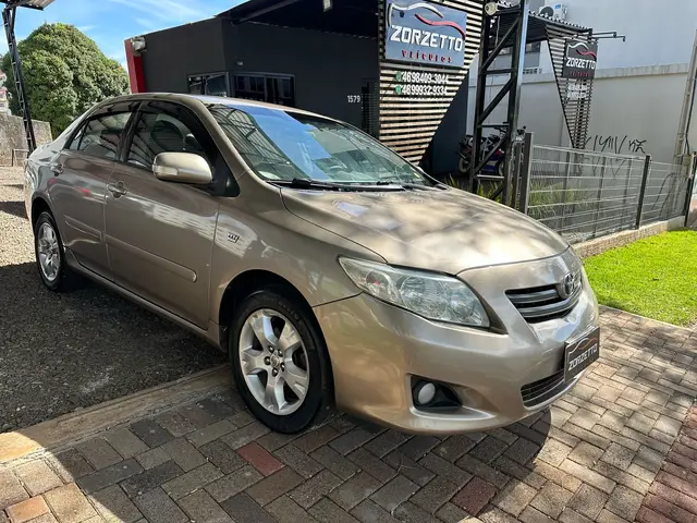 Carro Toyota Corolla 2011 Sedan GLi 1.8 16V (flex)