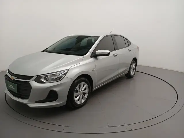 Carro Chevrolet Onix Plus 2023 LT 1.0