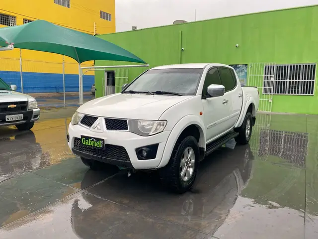 Carro Mitsubishi L200 Triton Sport 2012 HPE 4x4 3.2 DI-D (Aut)