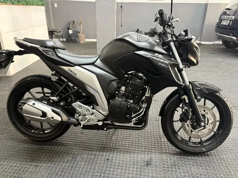 Yamaha Fazer FZ25 250 ABS
