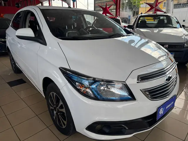 Carro Chevrolet Onix 2016 1.4 LTZ SPE/4 (Aut)