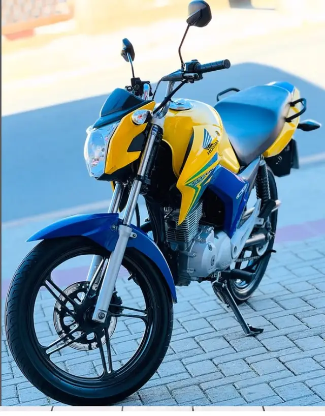 Carro Honda CG 150 2014 Titan EX
