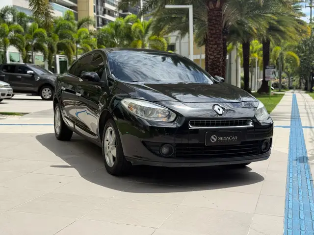 Carro Renault Fluence 2013 2.0 16V Dynamique (Flex)