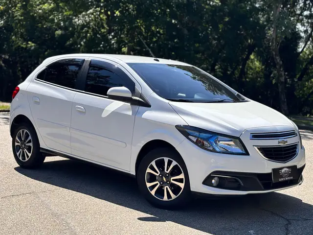Carro Chevrolet Onix 2016 1.4 LTZ SPE/4