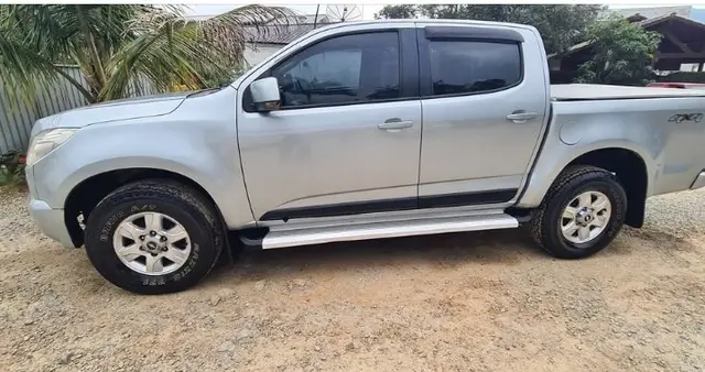 Carro Chevrolet S10 Cabine Dupla 2013 S10 2.8 CTDI LS 4WD (Cabine Dupla)