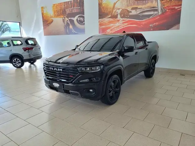 Carro RAM Rampage 2024 R/T 2.0 Turbo