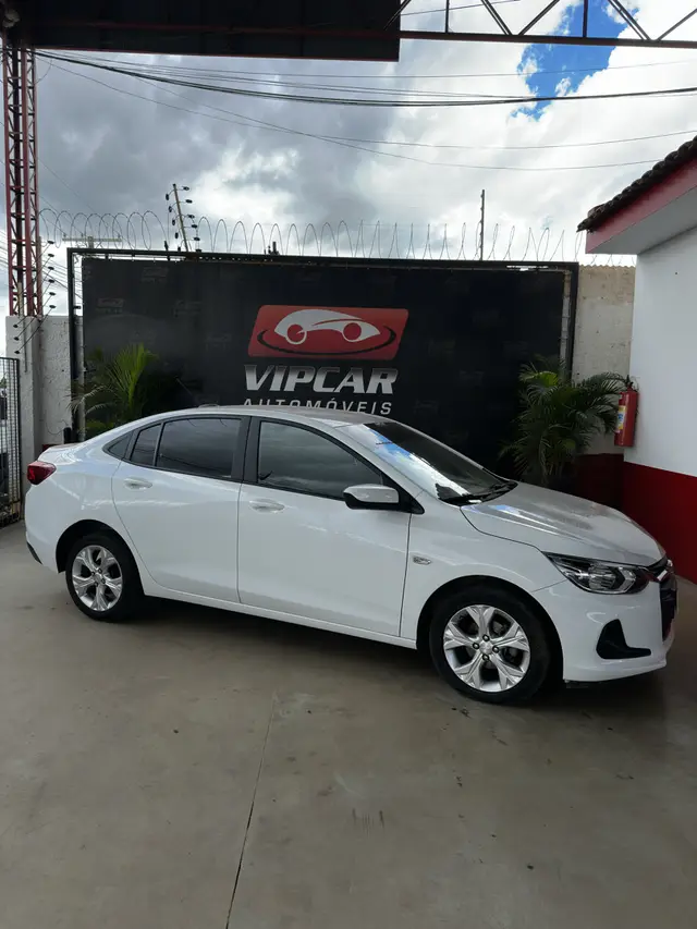 Carro Chevrolet Onix Plus 2023 LTZ 1.0 Turbo
