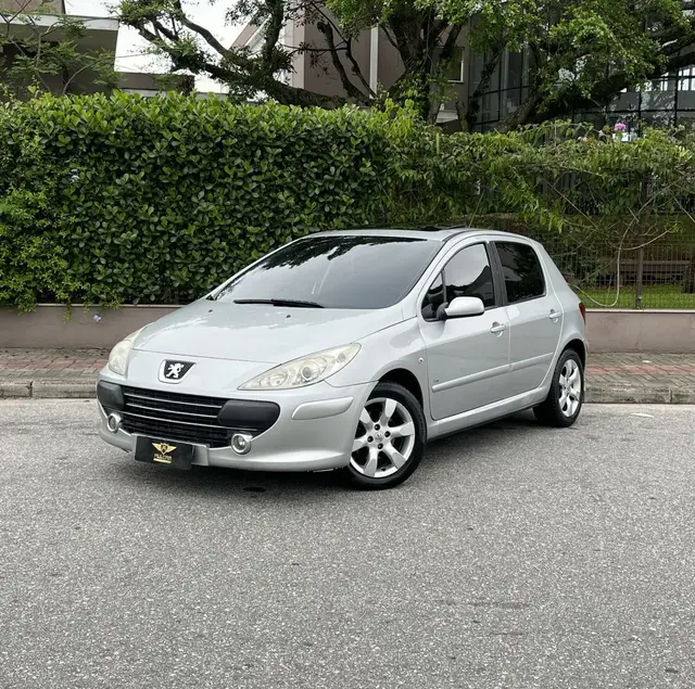 Carro Peugeot 307 2011 Hatch. Feline 2.0 16V (flex) (aut)