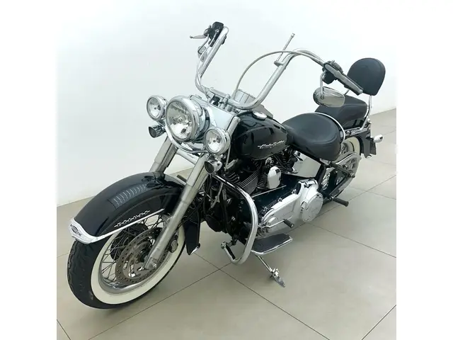 Carro Harley-Davidson Softail Deluxe 2016 Softail De Luxe