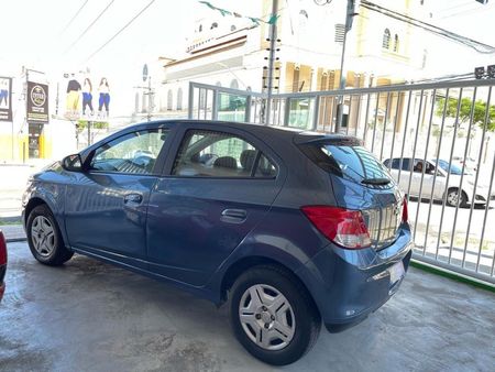 Onix 1.0 LT SPE/4
