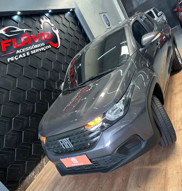 Carro Fiat Strada 2024 Freedom 1.3 Flex 8V CD