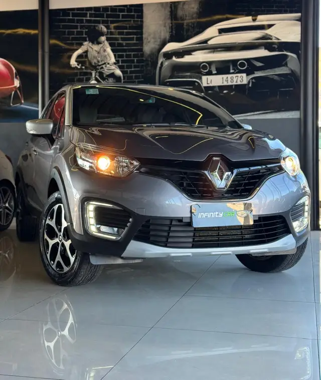 Carro Renault Captur 2021 BOSE 1.6 16v SCe CVT (Flex)