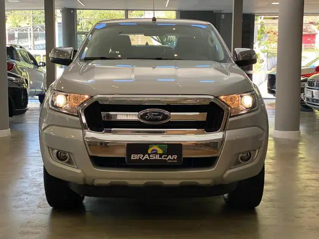 Carro Ford Ranger Cabine Dupla 2017 Ranger 3.2 XLT CD 4x4 (Aut)