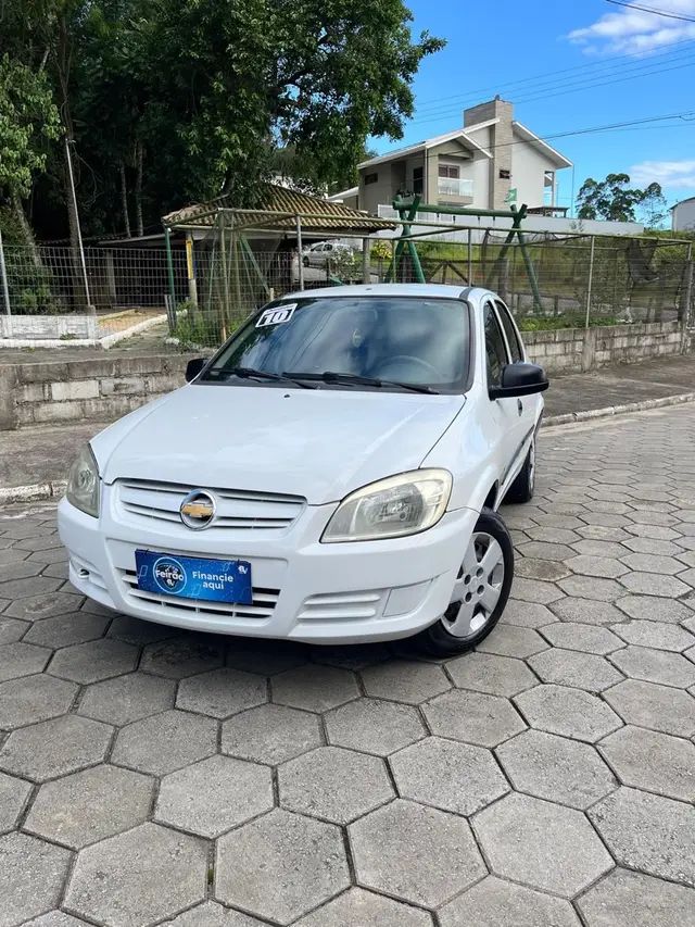 Carro Chevrolet Prisma 2010 Joy 1.0 (Flex)