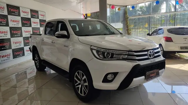 Carro Toyota Hilux Cabine Dupla 2016 Hilux 2.8 TDI SRV CD 4x4 (Aut)