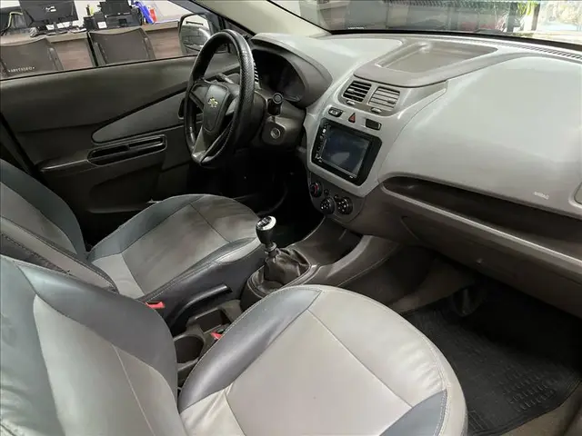 Carro Chevrolet Cobalt 2013 LS 1.4 8V (Flex)