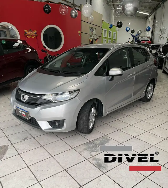 Carro Honda Fit 2016 1.5 16v LX CVT (Flex)