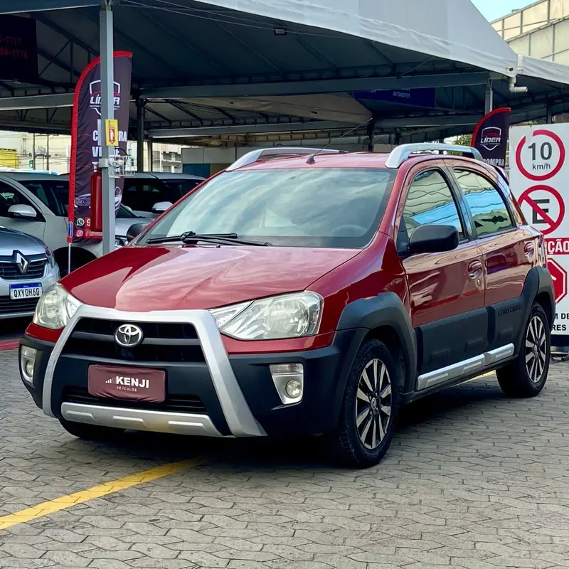 Toyota Etios Cross 1.5 (Flex)